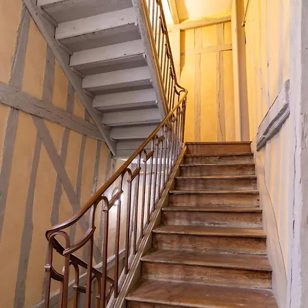 Lejlighed Duplex Climatise Dans Le Centre Historique De Troyes, 13 Elegant Troyes